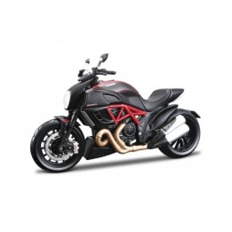 Διακοσμητική  μινιατούρα Maisto DUCATI Diavel Carbon 1:12
